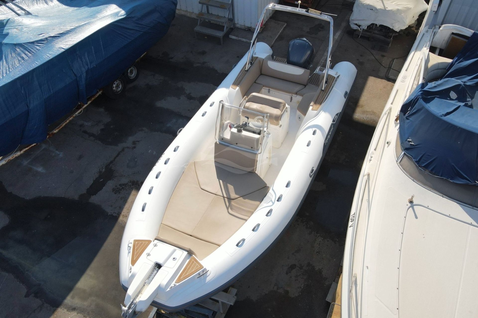 Capelli Tempest RIB 775