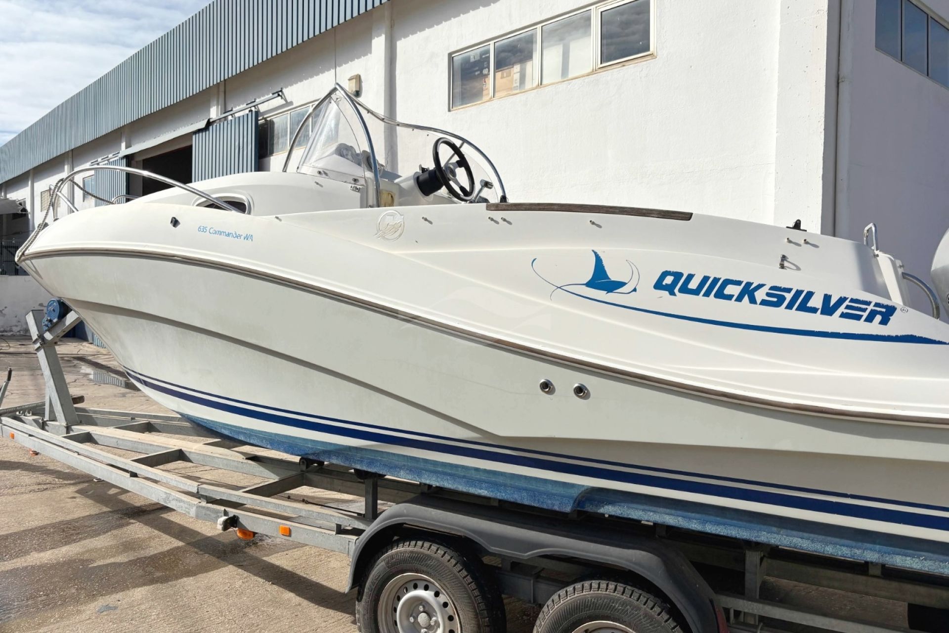 Quicksilver 635 Commander W.A.