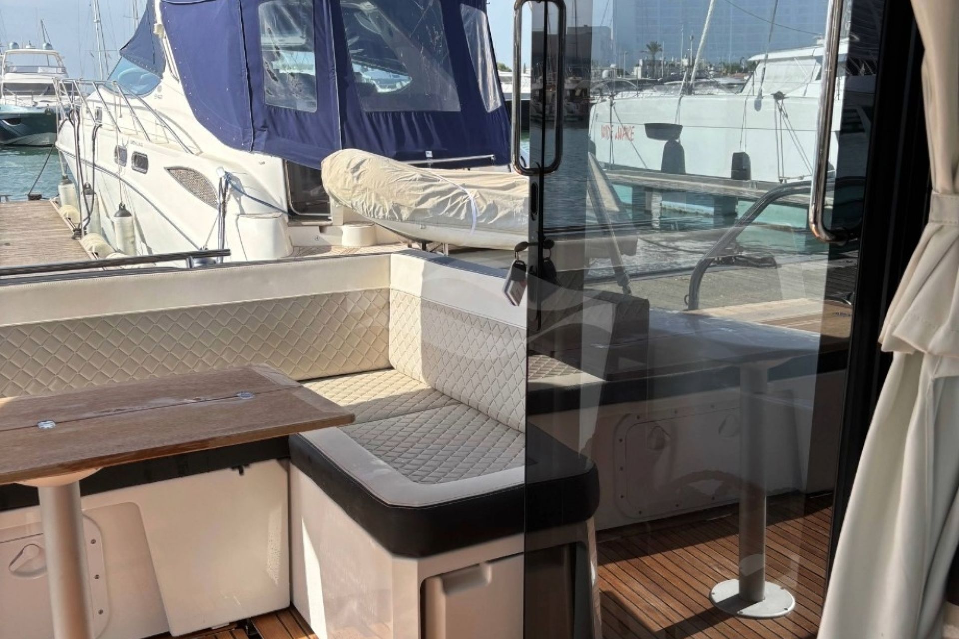 Jeanneau NC 37