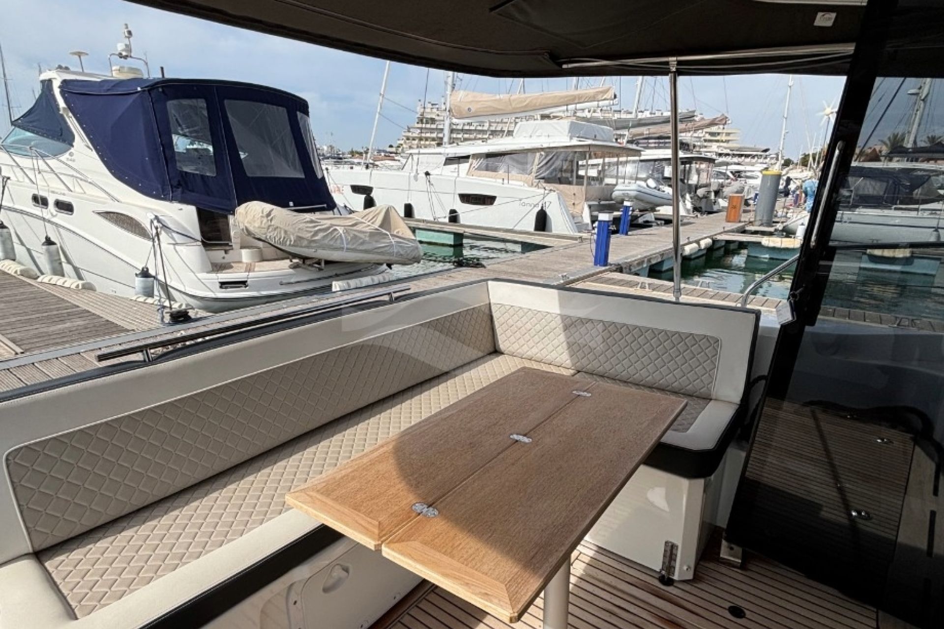 Jeanneau NC 37