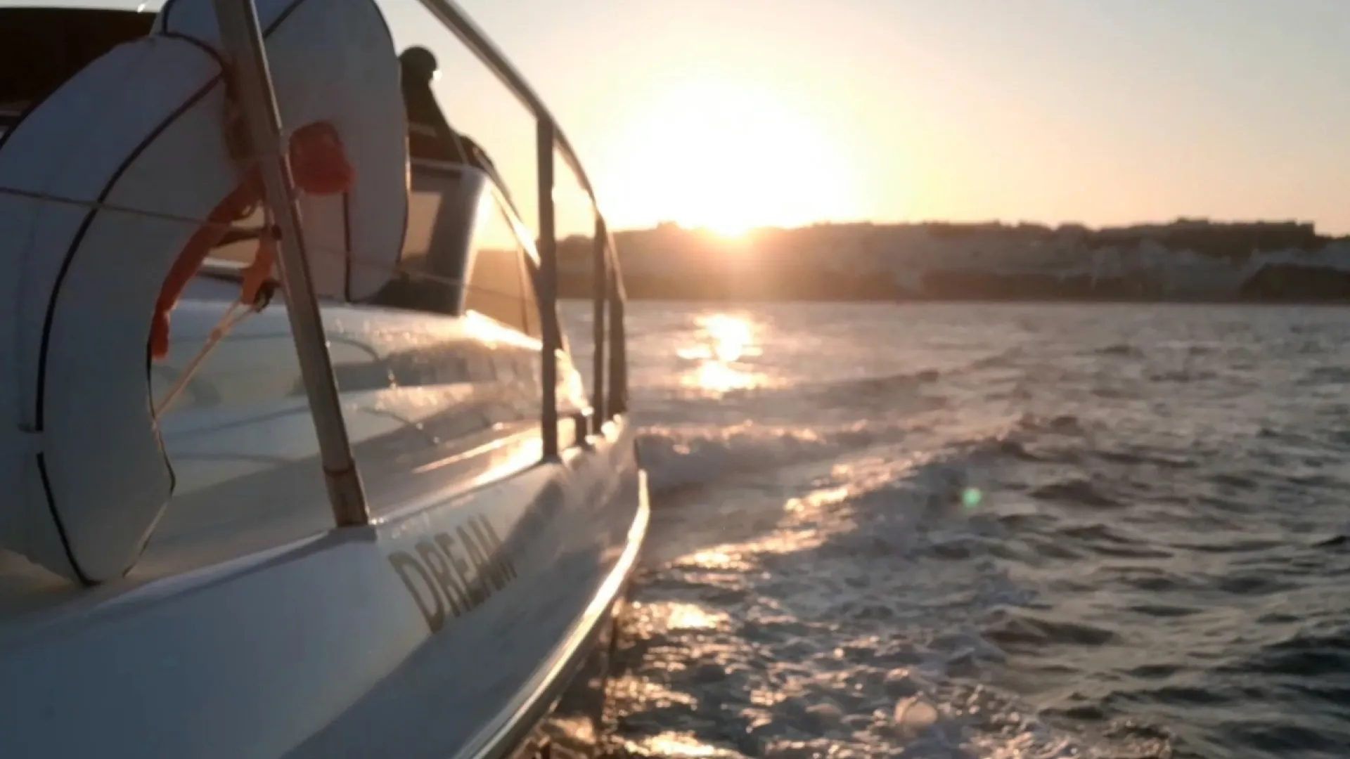 Building Confidence on the Algarve Coast: Learning with a Local Skipper