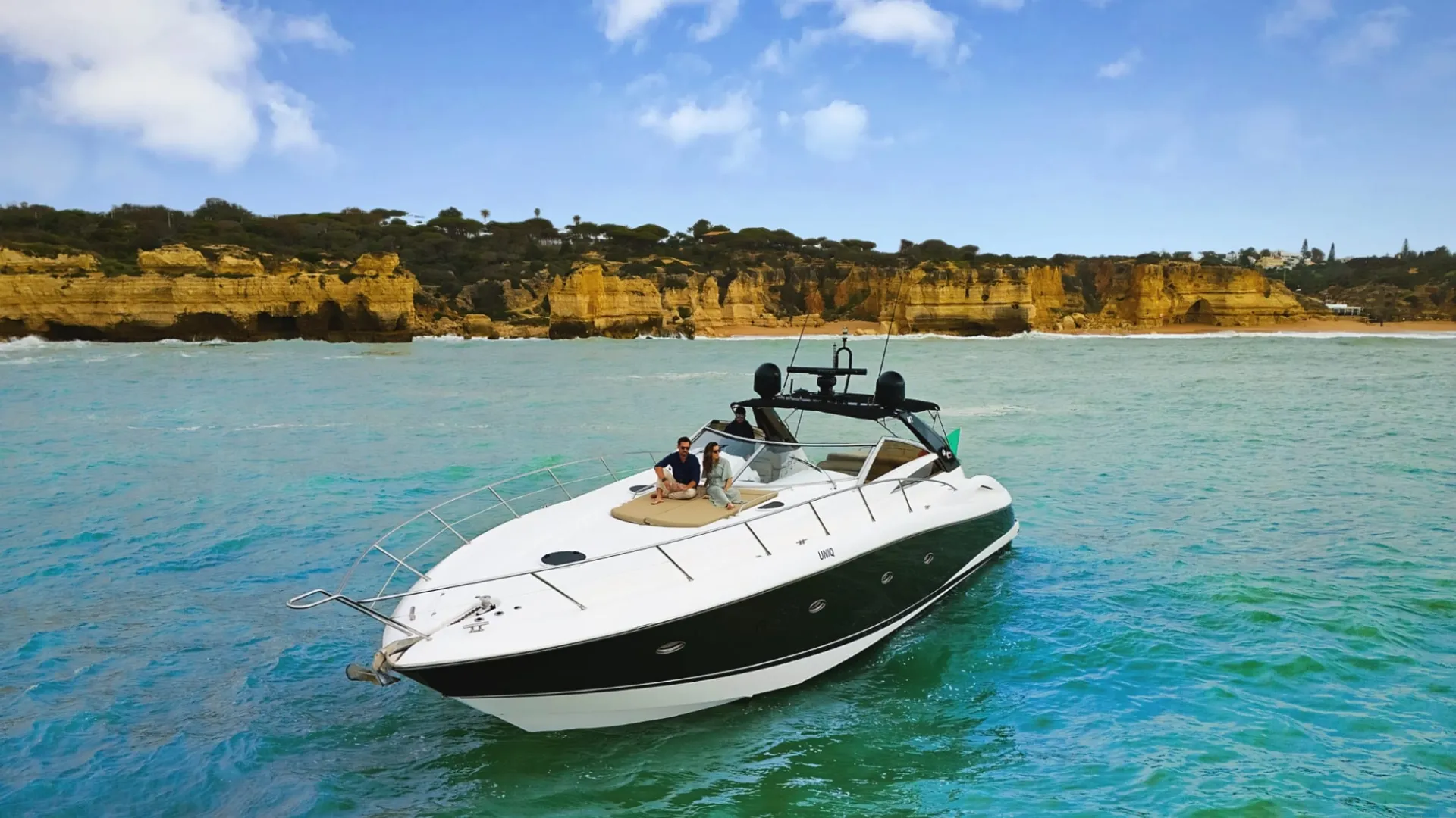 Best Anchorages Along the Algarve Coast: Local Knowledge from Vilamoura